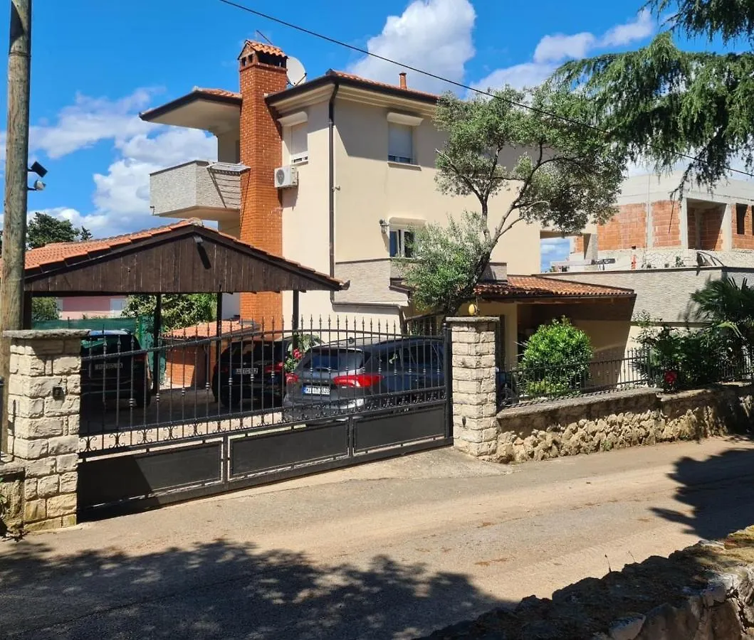 Apartment In Rovinj With Balcony, Air Conditioning, Wifi, Washing Machine 5116-1